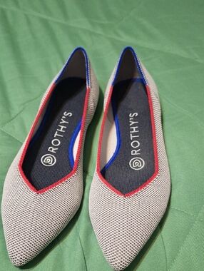 Rothy's Women's Pointed Knit Flats in Light Gray with Red Trim and Blue Piping